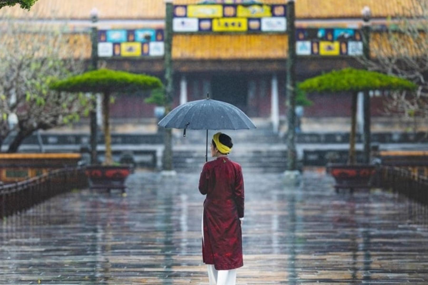 Rain Doesn’t Stop Life Here: How Vietnam Moves Through the Monsoon